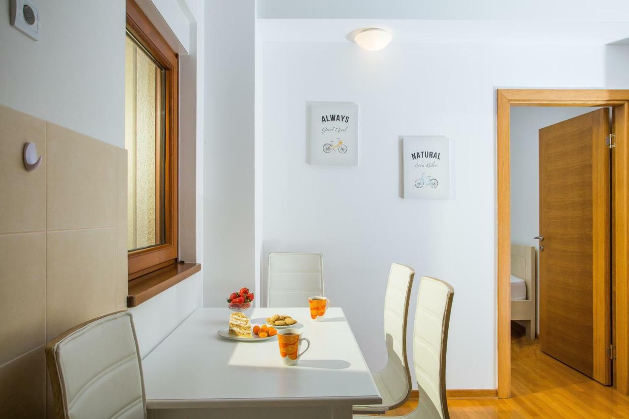 Perla Di Boka Apartment Baošići Exterior foto