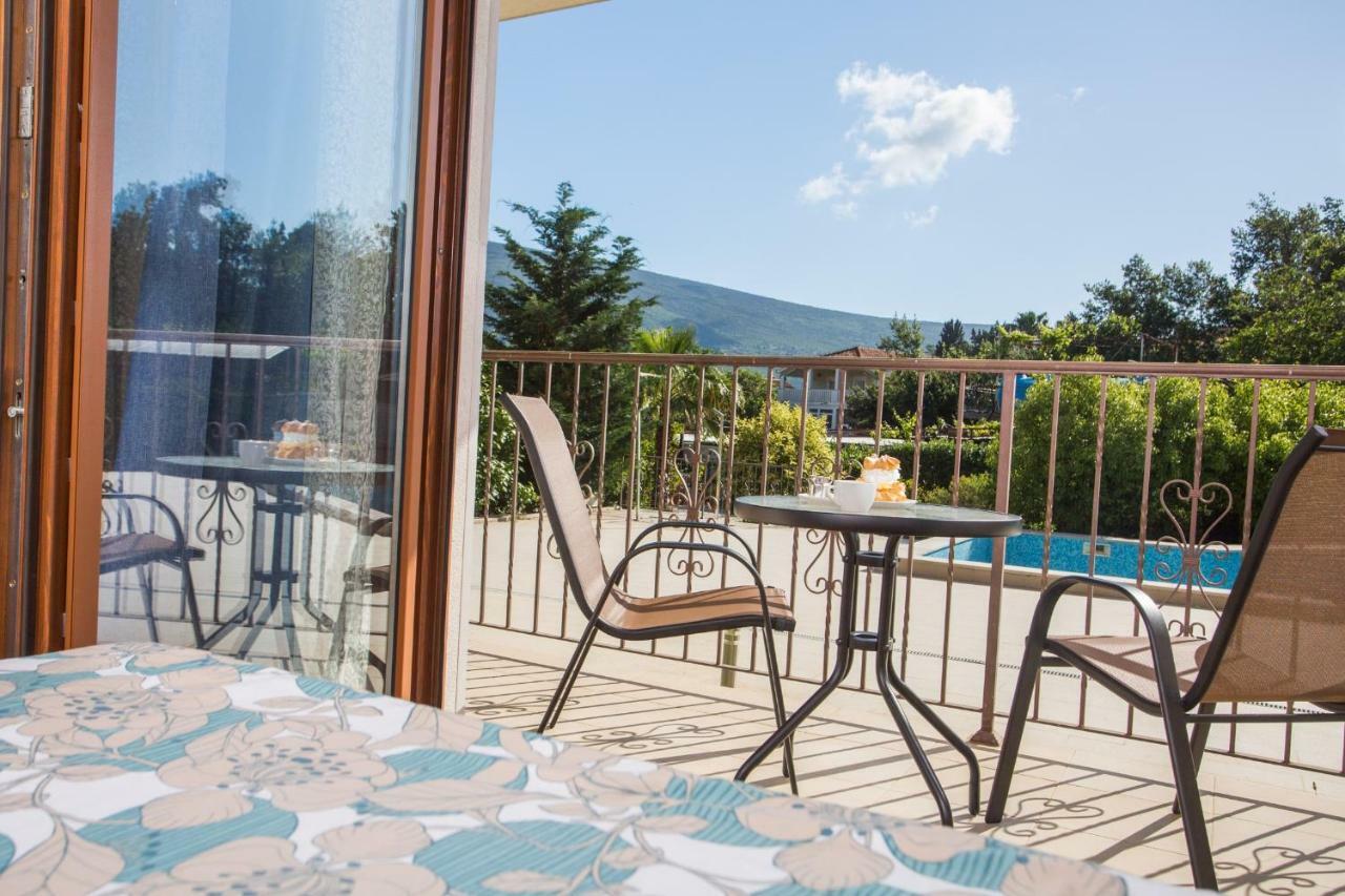 Perla Di Boka Apartment Baošići Exterior foto