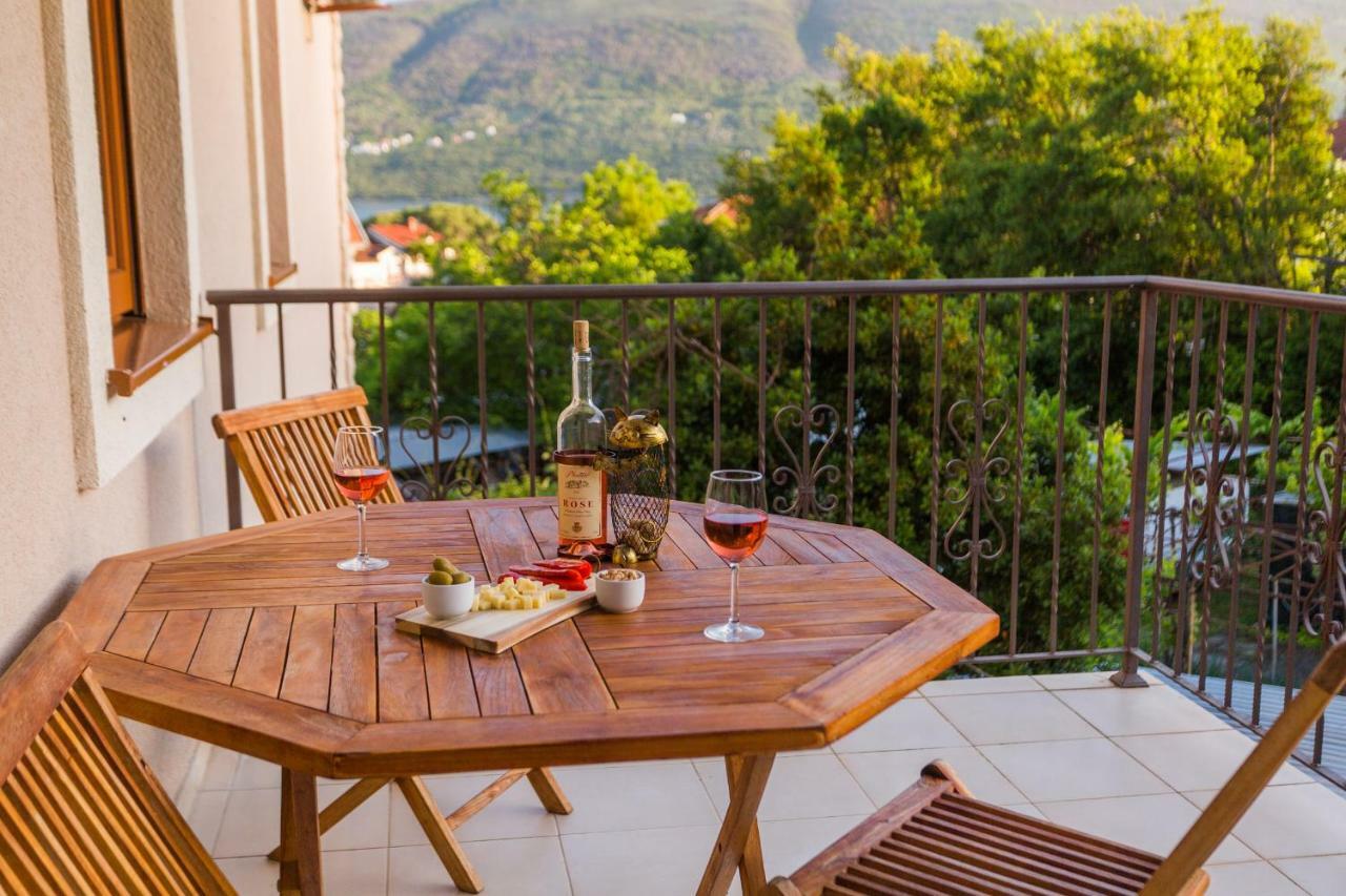Perla Di Boka Apartment Baošići Exterior foto